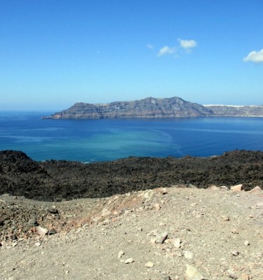 Pools of sulfur within the Sea